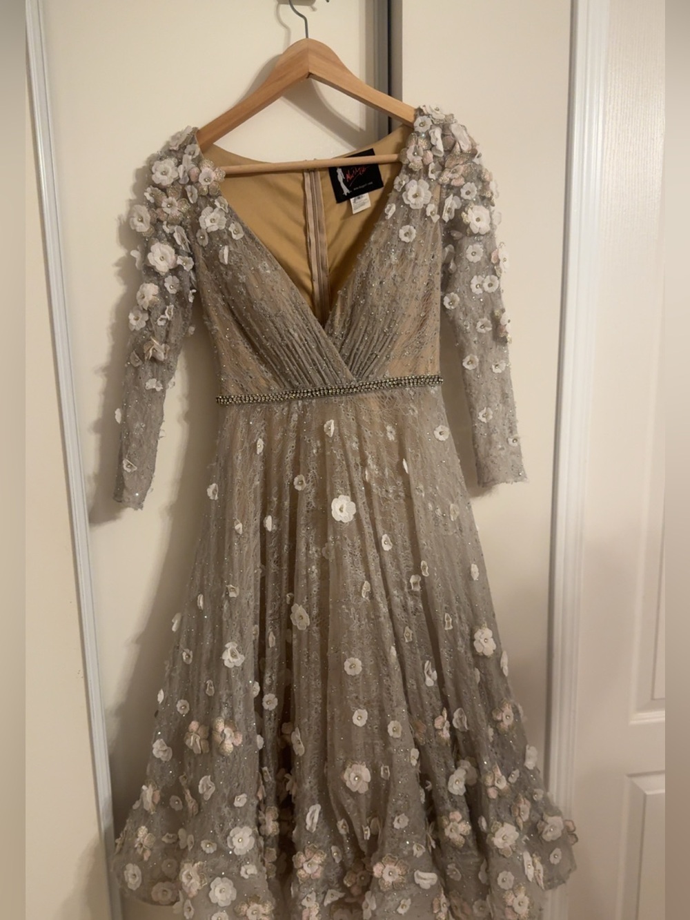 Mac Duggal Luxury Taupe Floral Appliqué V-Neck Long Sleeve Gown